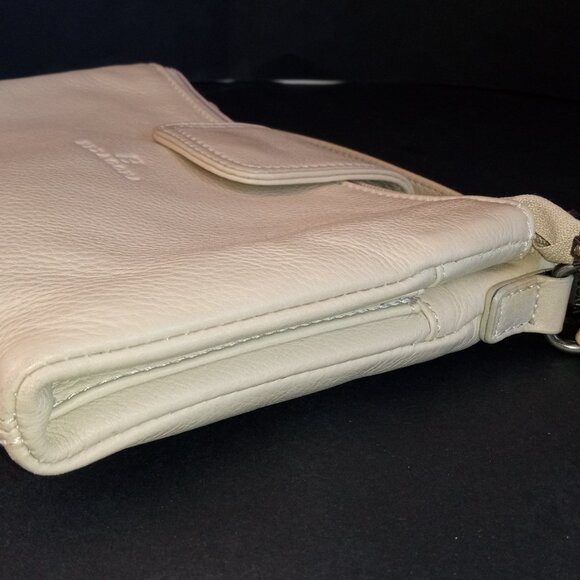 HEXAGONA PARIS Ivory Leather Crossbody Organizer Flat Profile - Picture 14 of 16